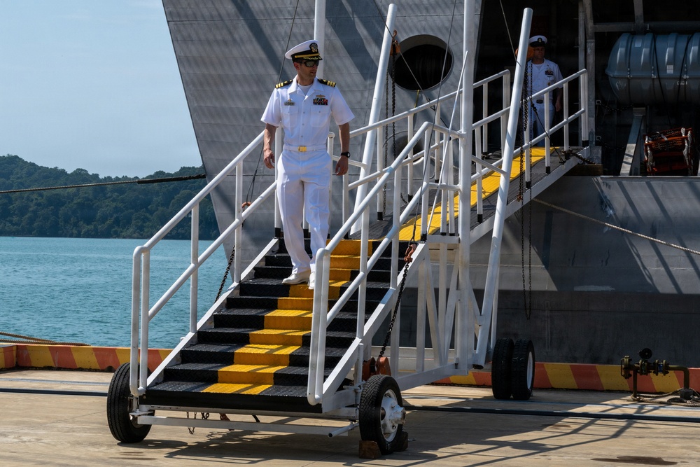 USS Cincinnati (LCS 20) Arrives in Ream Naval Base, Cambodia
