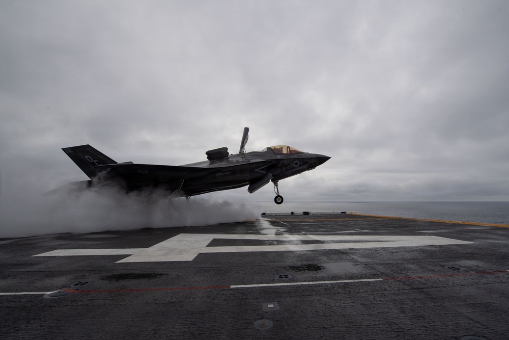Boxer Conducts Flight Operations