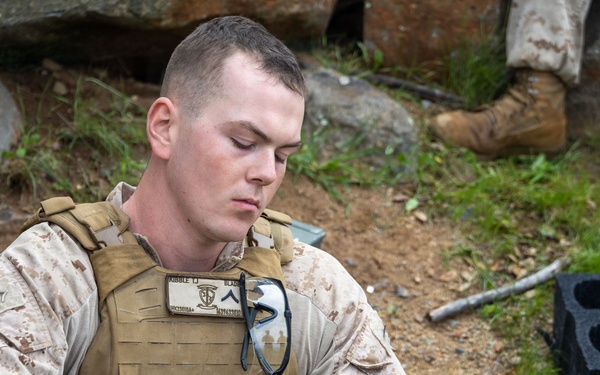 1st Marine Division Schools hosts small attack drone operators course