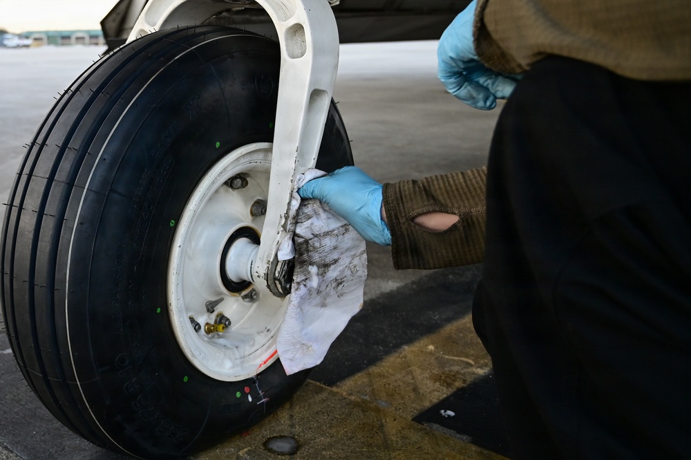 Sentry South 26.1 Savannah: Flight line operations