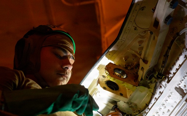 Abraham Lincoln conducts routine aircraft maintenance