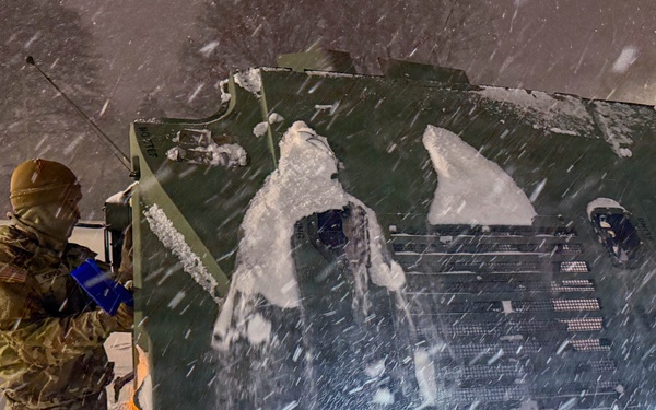 Tennessee National Guard assists with winter storm relief efforts