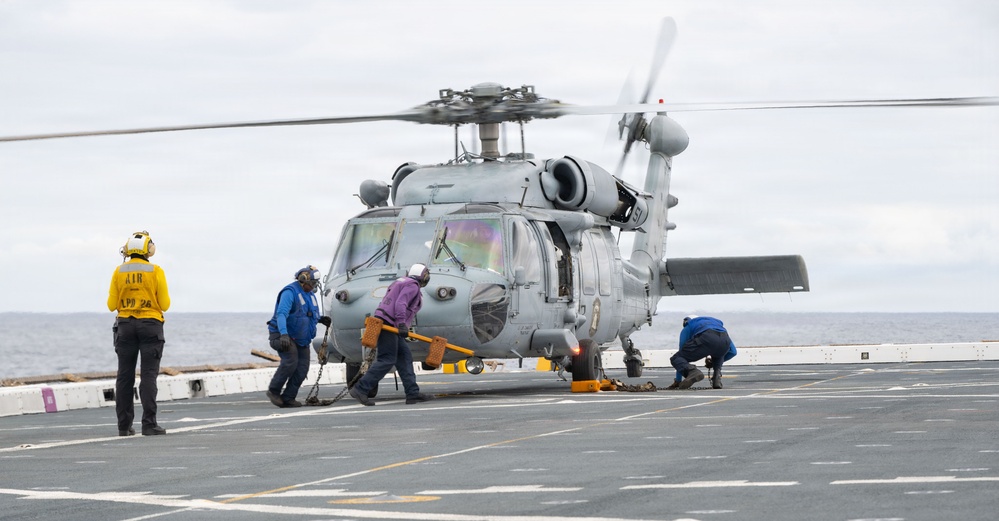 USS John P. Murtha (LPD 26) Conducts Flight Operations
