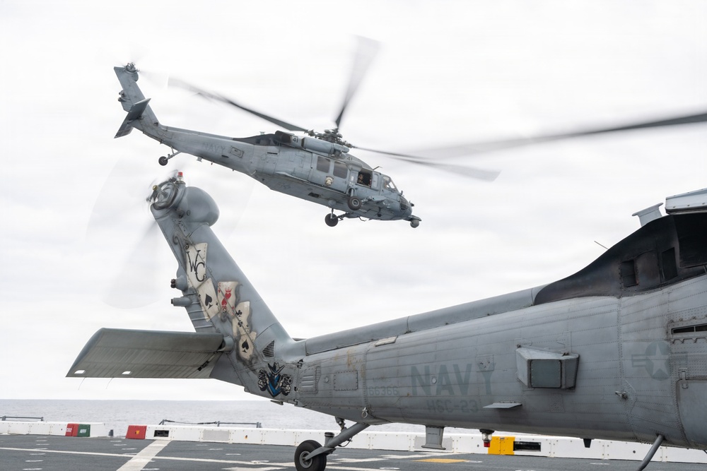 USS John P. Murtha (LPD 26) Conducts Flight Operations