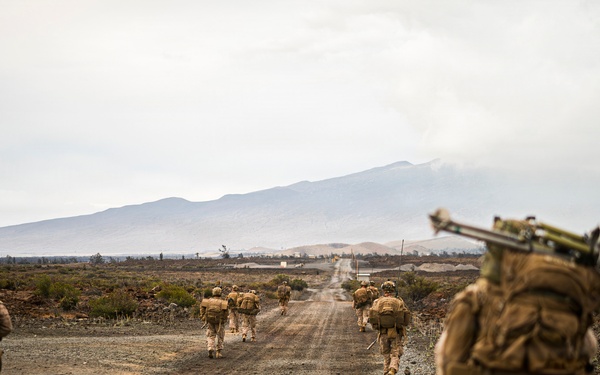 3rd LCT Marines conduct air insert training with U.S. Army CH-47 Chinooks