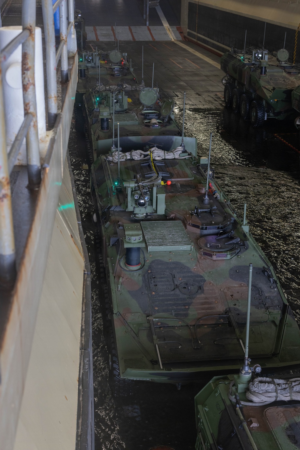 QUART 26.2: 3rd AA Bn. conduct Ship to Shore operations onboard USS Makin Island