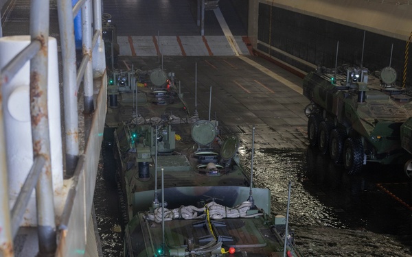 QUART 26.2: 3rd AA Bn. conduct Ship to Shore operations onboard USS Makin Island