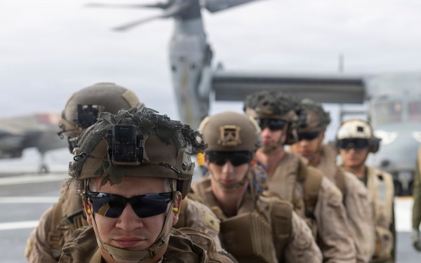 11th MEU Marines, Sailors Conduct Embassy Reinforcement Training Event