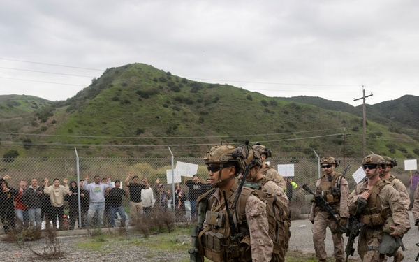 11th MEU Marines, Sailors Conduct Embassy Reinforcement Training Event