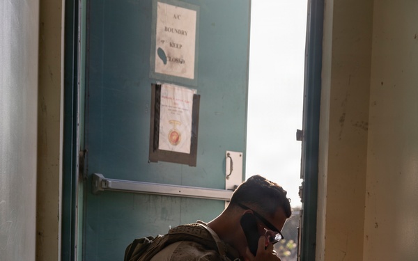 11th MEU Marines, Sailors Conduct Embassy Reinforcement Training Event