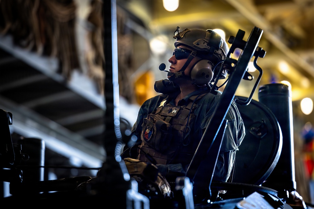 11th MEU Marines, Sailors Conduct Well-Deck Operations Aboard USS Comstock