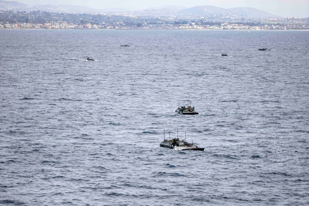 QUART 26.2: 3rd AA Bn. Conducts Ship to Shore Operations Aboard USS Makin Island