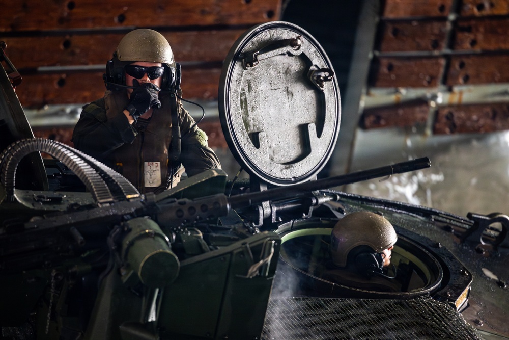 11th MEU Marines, Sailors Conduct Well-Deck Operations Aboard USS Comstock