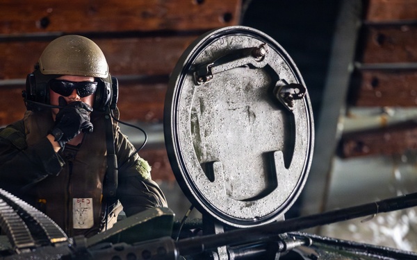 11th MEU Marines, Sailors Conduct Well-Deck Operations Aboard USS Comstock