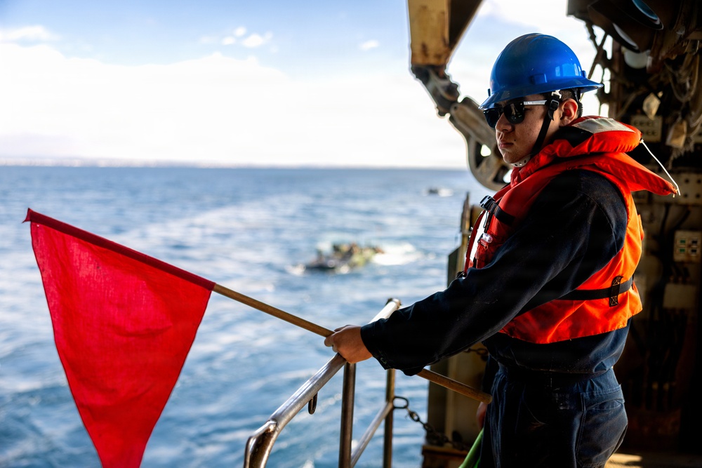 11th MEU Marines, Sailors Conduct Well-Deck Operations Aboard USS Comstock