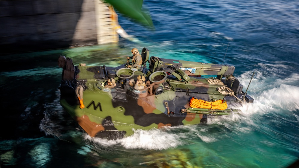 11th MEU Marines, Sailors Conduct Well-Deck Operations Aboard USS Comstock