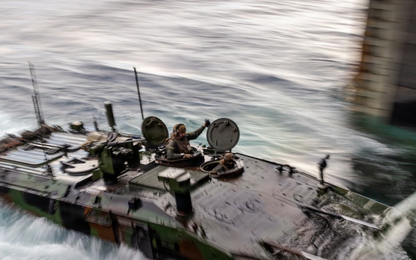 11th MEU Marines, Sailors Conduct Well-Deck Operations Aboard USS Comstock