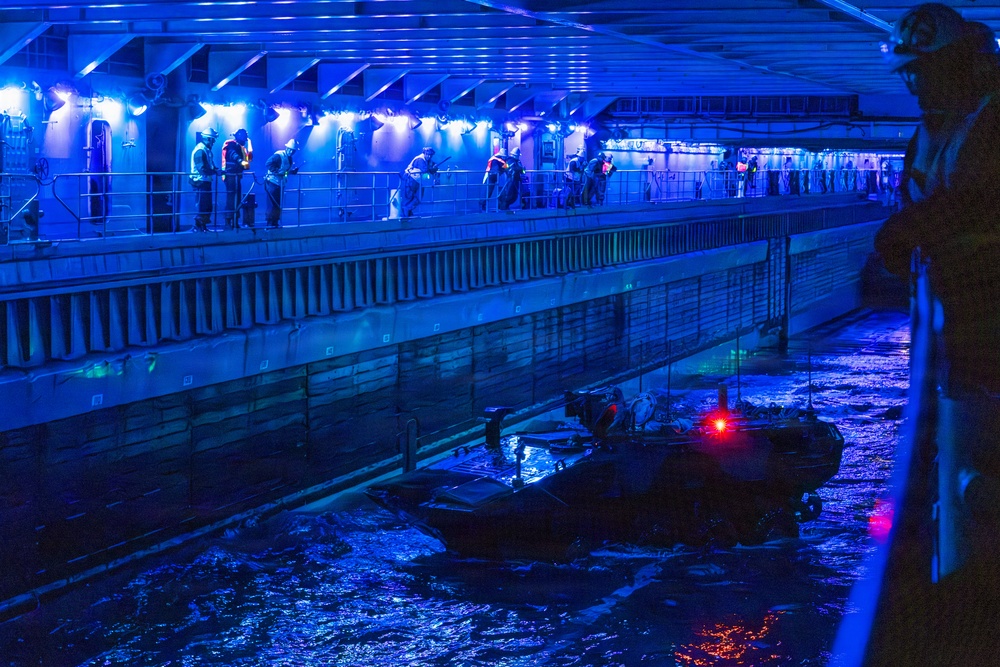 11th MEU Marines, Sailors Conduct Well-Deck Operations Aboard USS Comstock