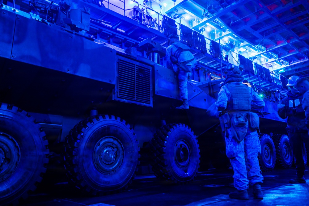 11th MEU Marines, Sailors Conduct Well-Deck Operations Aboard USS Comstock
