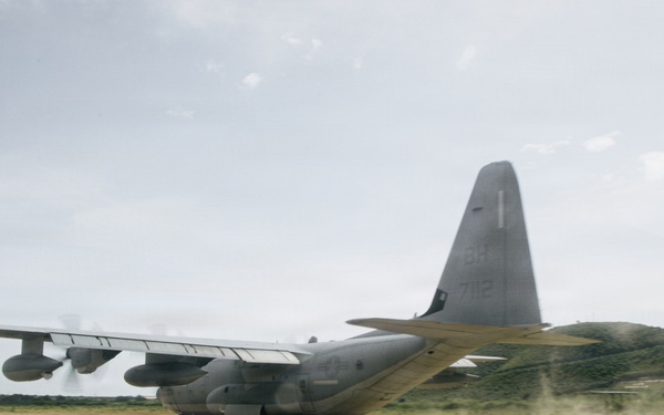 22nd MEU(SOC) | VMM-263 (Rein.) Air Delivery Ground Refueling Exercise