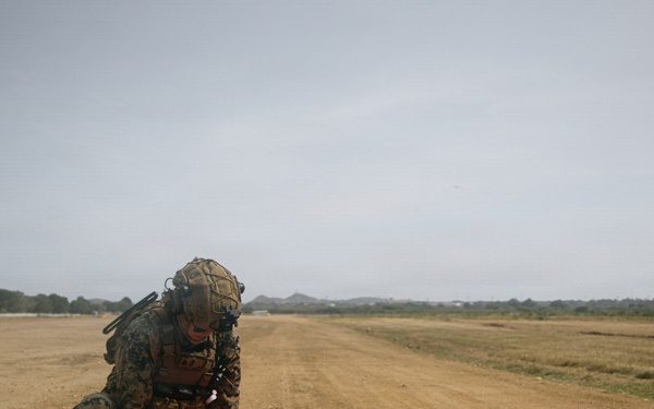 22nd MEU(SOC) | VMM-263 (Rein.) Air Delivery Ground Refueling Exercise