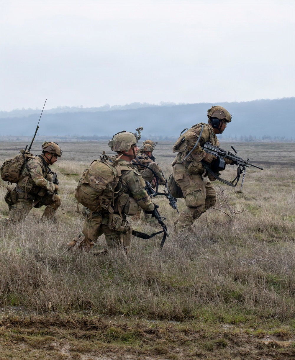1st Infantry Division Conducts Combined Arms Live Fire Exercise at Novo Selo Training Area