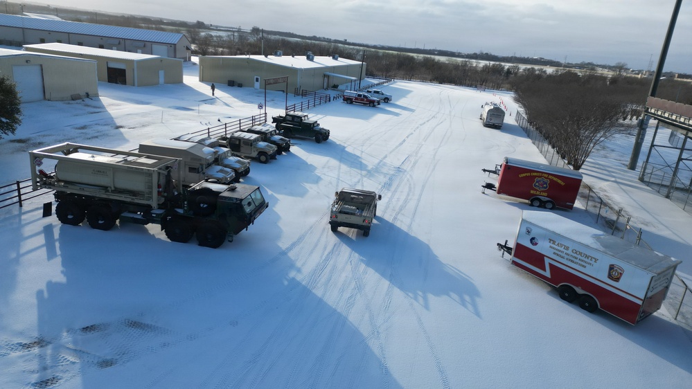 Texas National Guardsmen Train for Hazardous Winter Driving in Hillsboro