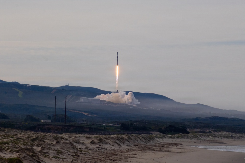 Vandenberg Supports Launch of Starlink 17-20 Mission