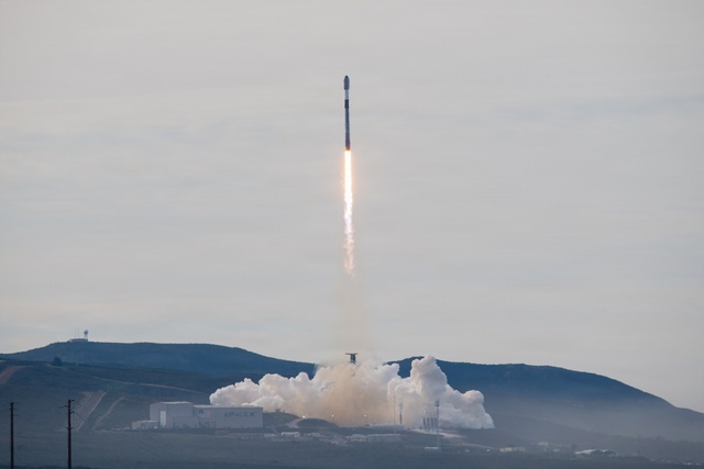 Vandenberg Supports Launch of Starlink 17-20 Mission
