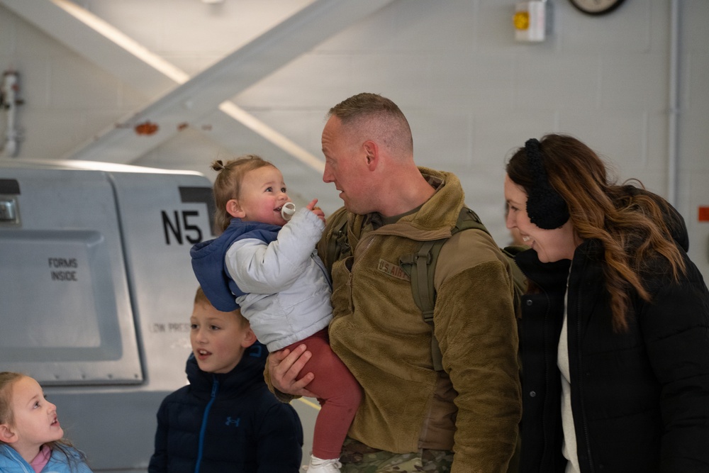Homecoming for 185th deployers
