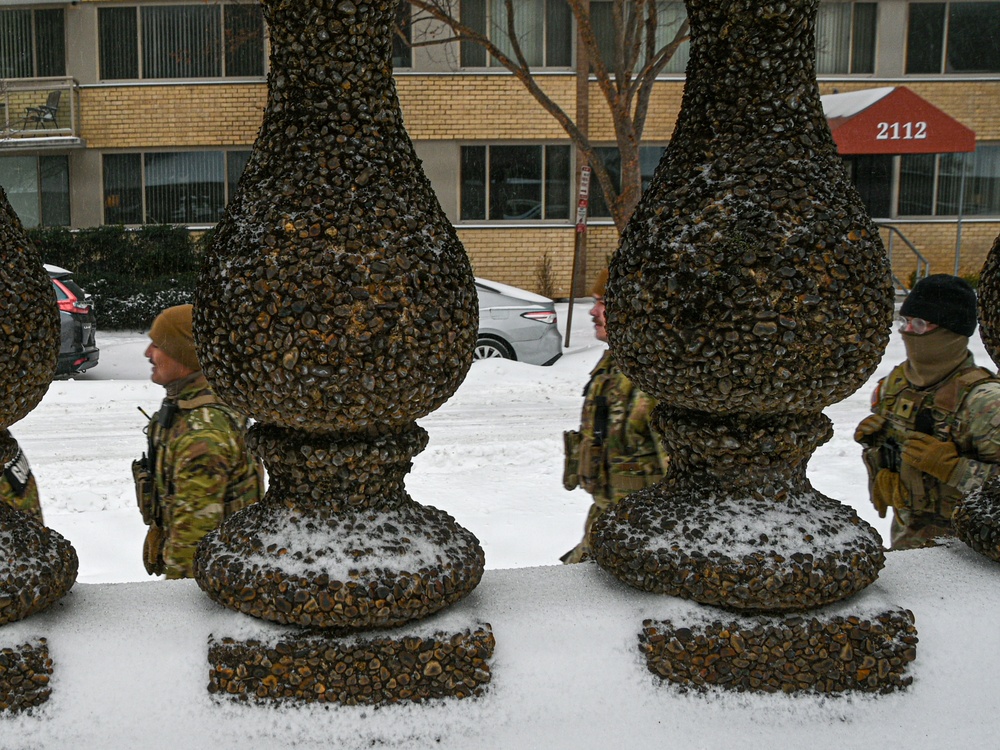 JTF - DC continues mission during winter storm