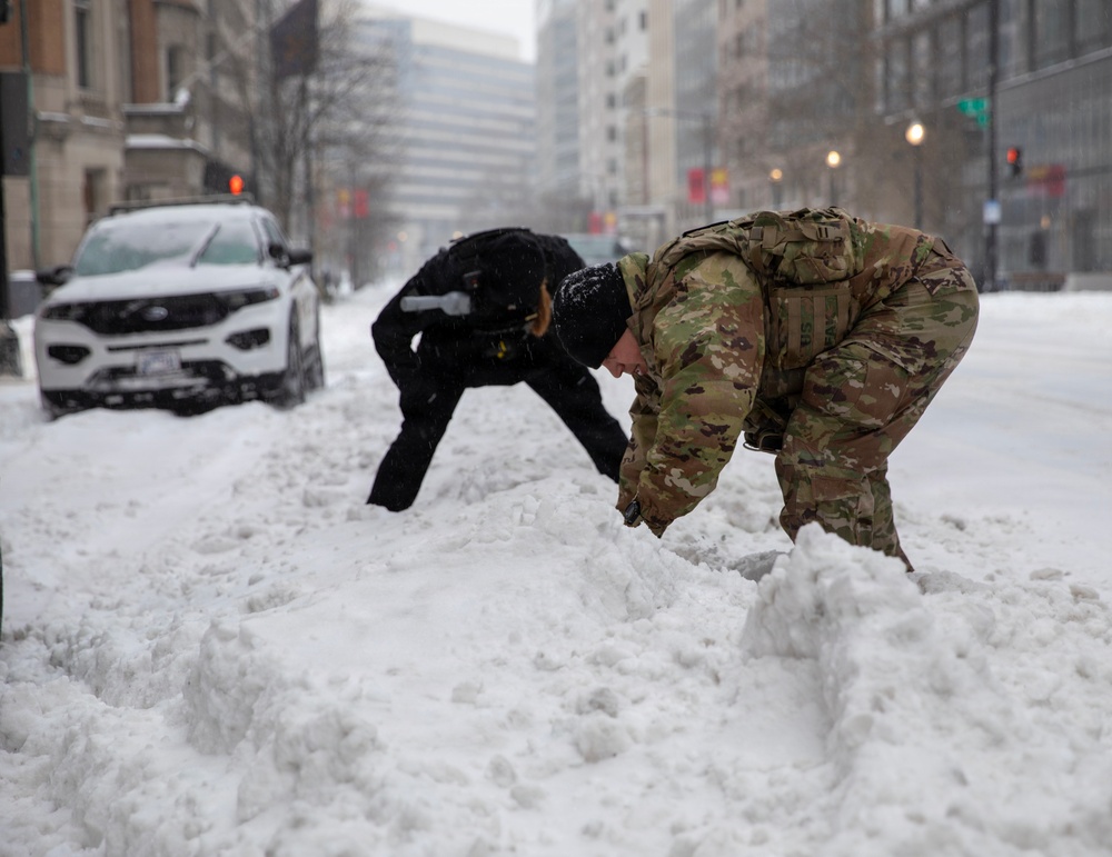 JTF - DC continues mission during winter storm