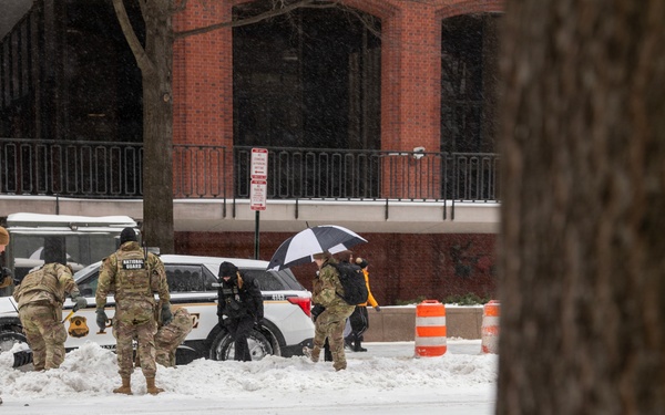 JTF - DC continues mission during winter storm