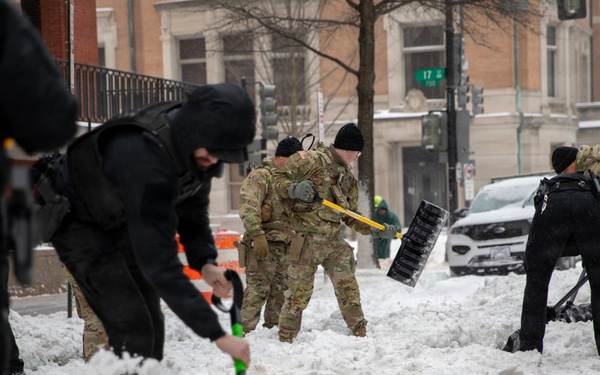 JTF - DC continues mission during winter storm
