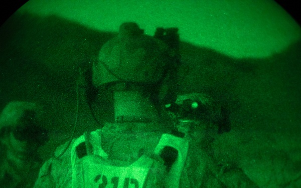 3rd Bn, 7th Marines execute night live-fire attack at Range 410A during SLTE 