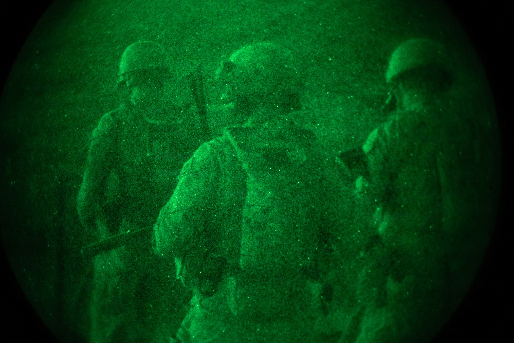 3rd Bn, 7th Marines execute night live-fire attack at Range 410A during SLTE 