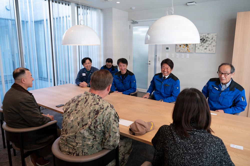 Capt. Fontaine Visits Hosei