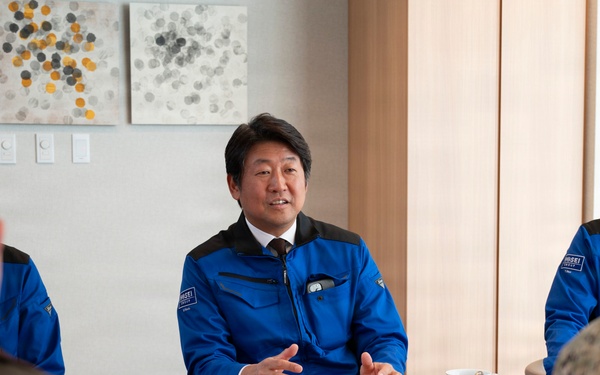 Capt. Fontaine Visits Hosei