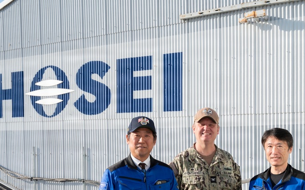 Capt. Fontaine Visits Hosei