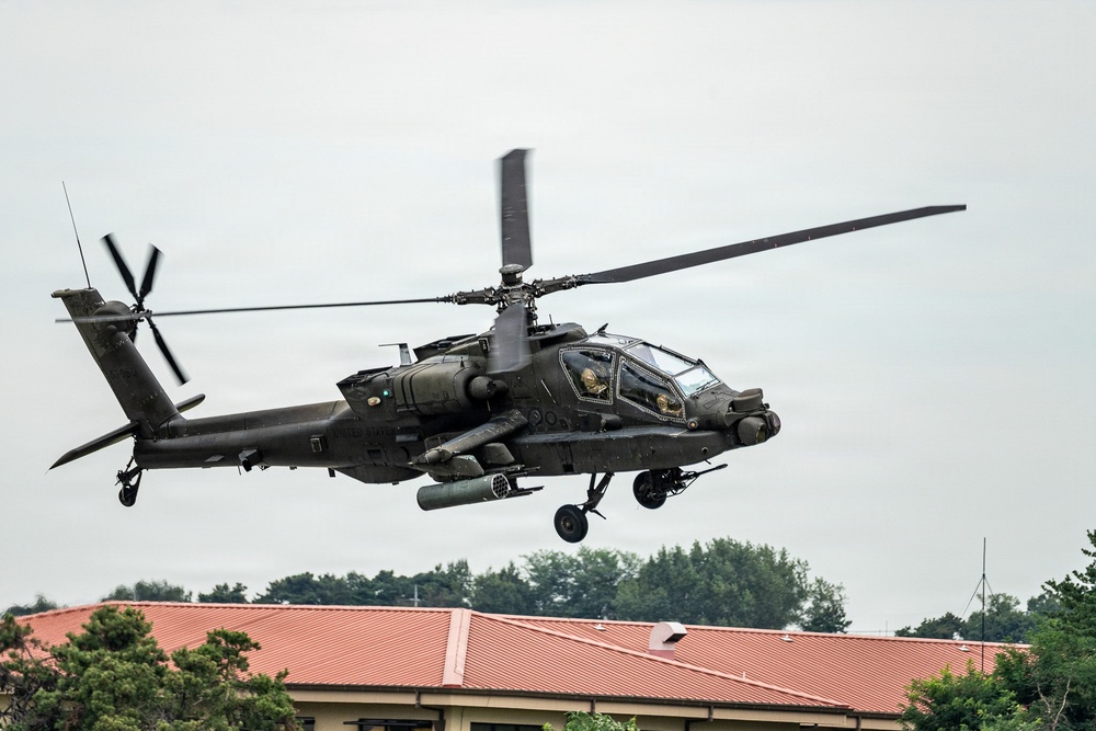2CAB Prepares for Apache Aerial Gunnery