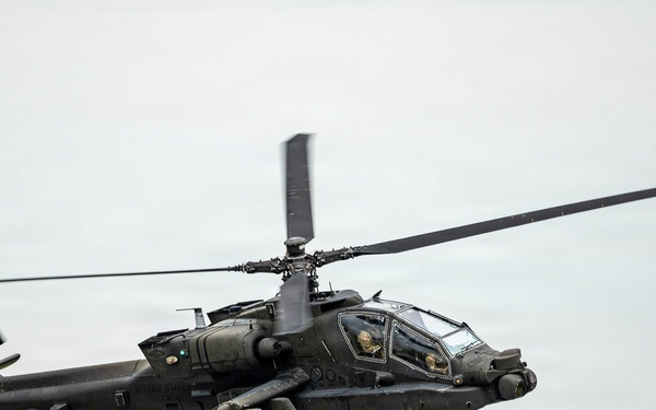2CAB Prepares for Apache Aerial Gunnery