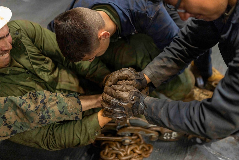 QUART 26.2: 3rd AA Bn. Conducts Ship to Ship Operations Aboard USS Makin Island