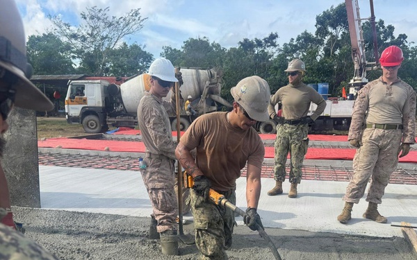 U.S. and Philippine navies construct new helipad during CARAT SAMA SAMA 25