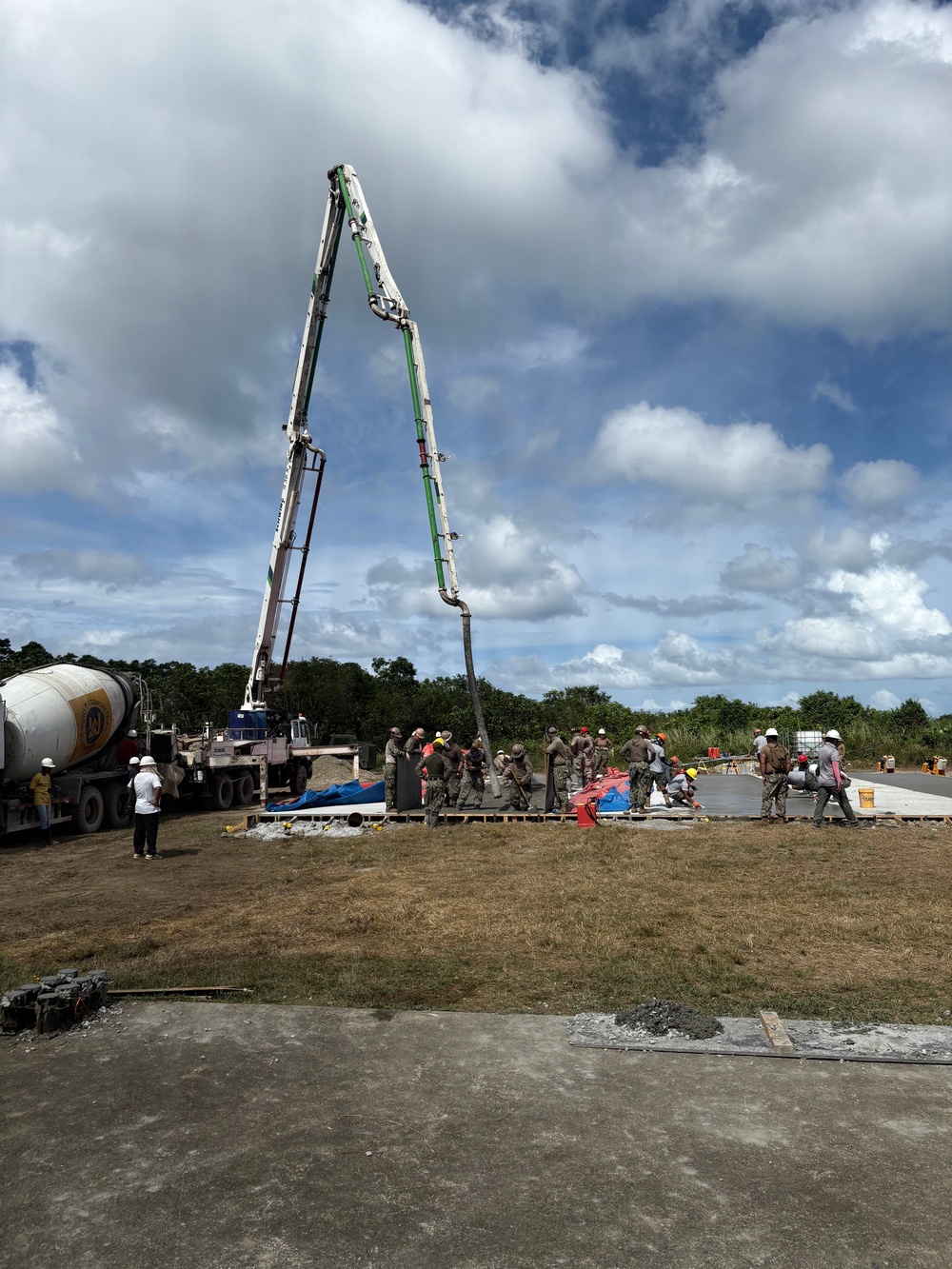 U.S. and Philippine navies construct new helipad during CARAT SAMA SAMA 25