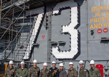 ROK Fleet Visits USS George Washington