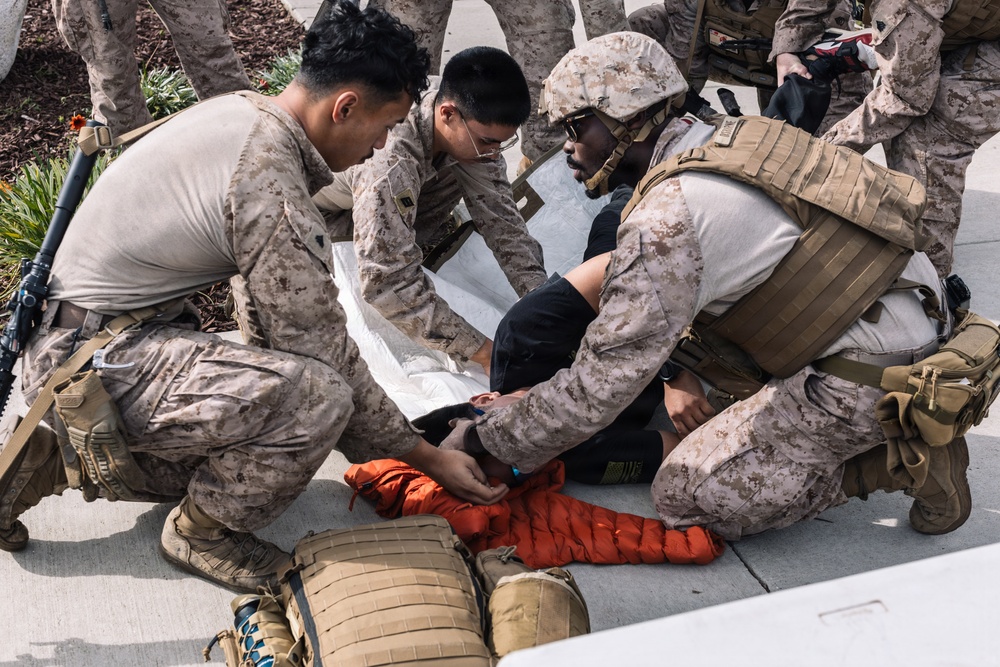 11th MEU Marines, Sailors conduct simulated non-combatant evacuation operations