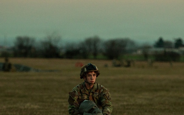 173rd Airborne Brigade conducts an airborne operation at Aviano