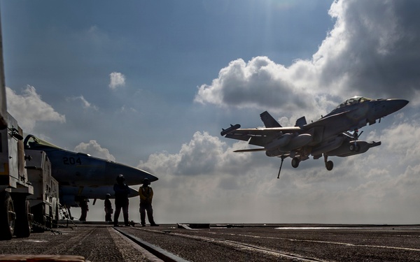 Abraham Lincoln conducts flight operations