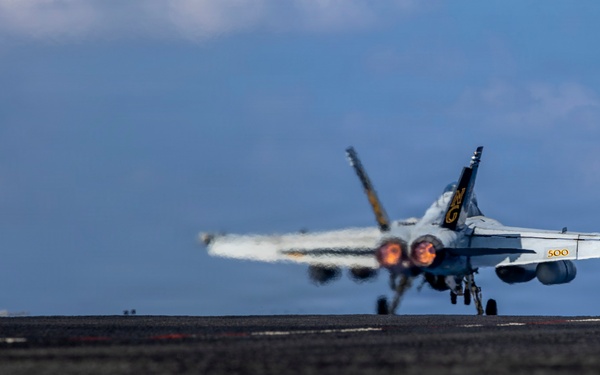 Abraham Lincoln conducts flight operations