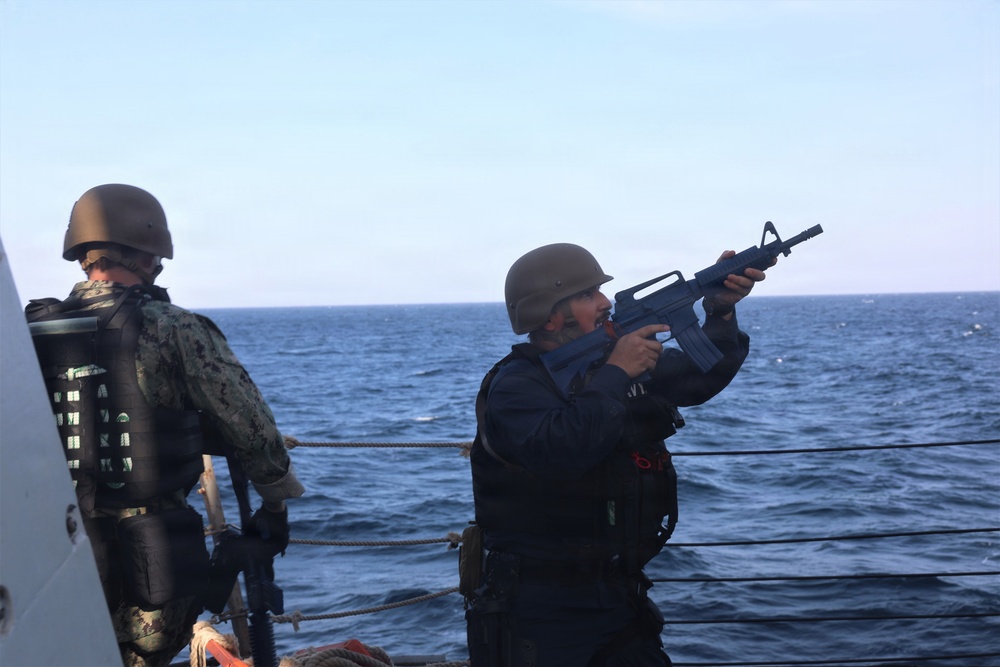 USS McFAUL Conducts VBSS Training